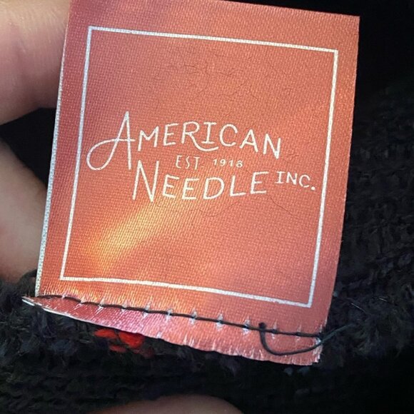 American Needle Knit Cali Bear Beanie Toque Hat Nordstrom Super Soft New NEW - Picture 7 of 8